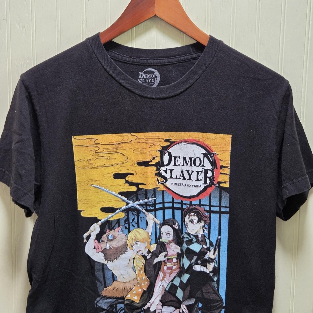 Demon Slayer Shirt Mens Medium Black Anime Graphic Tee Kimetsu No Yaiba Tagless